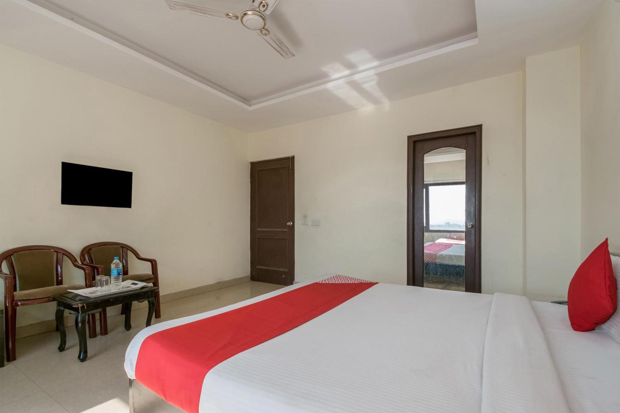 Oyo Hotel Triund Regency Katra  Zewnętrze zdjęcie