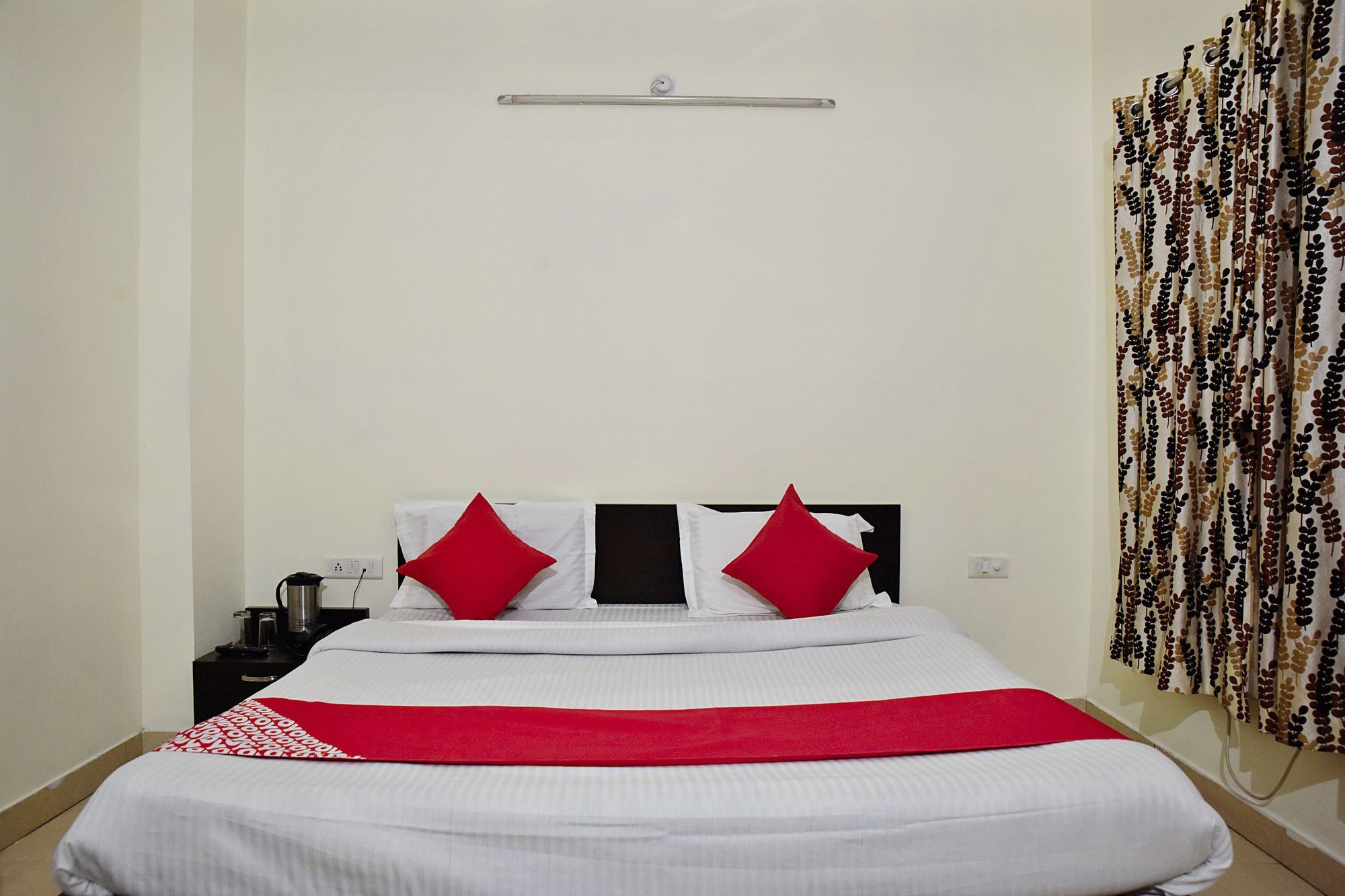 Oyo Hotel Triund Regency Katra  Zewnętrze zdjęcie