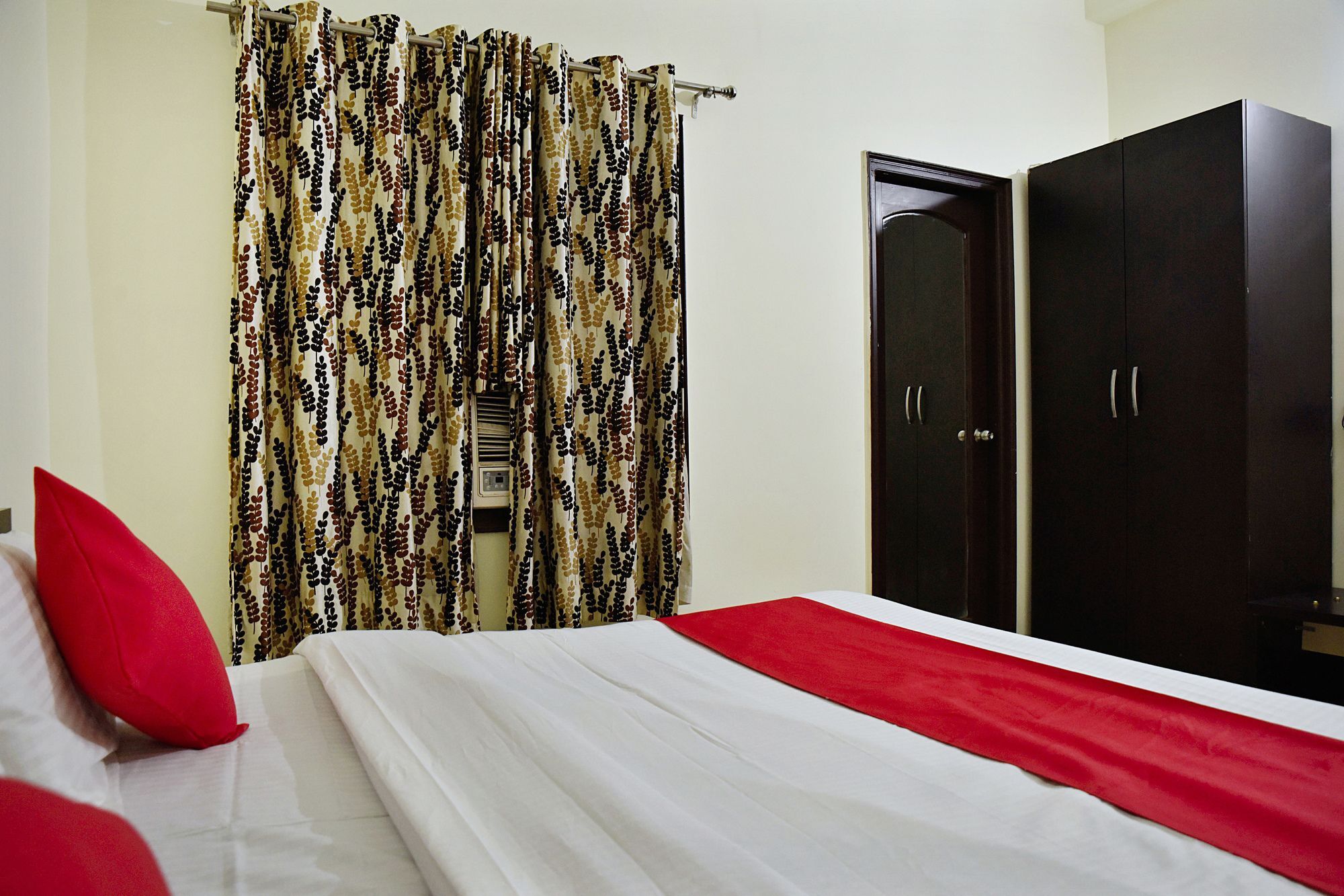 Oyo Hotel Triund Regency Katra  Zewnętrze zdjęcie